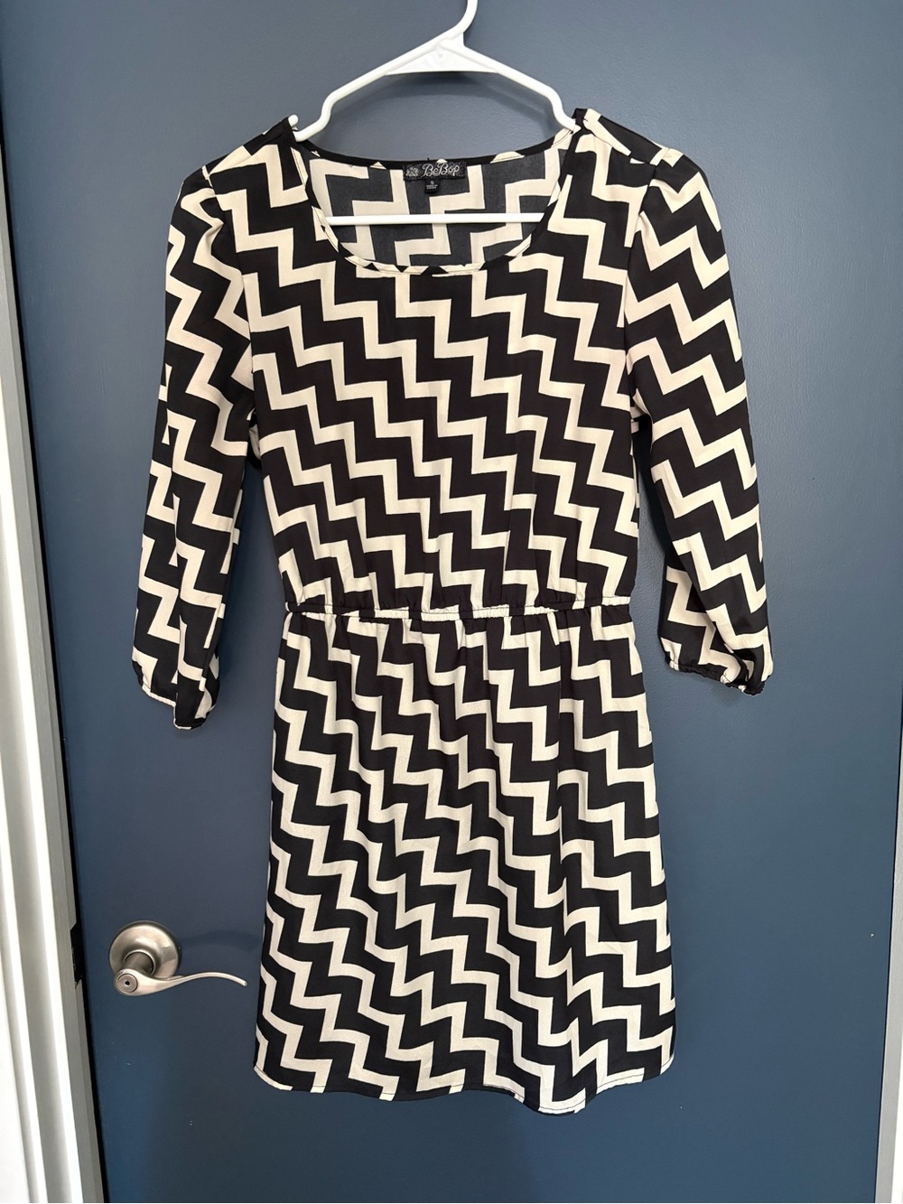 Chevron-Print Black and Gold/Cream Women’s Dress
